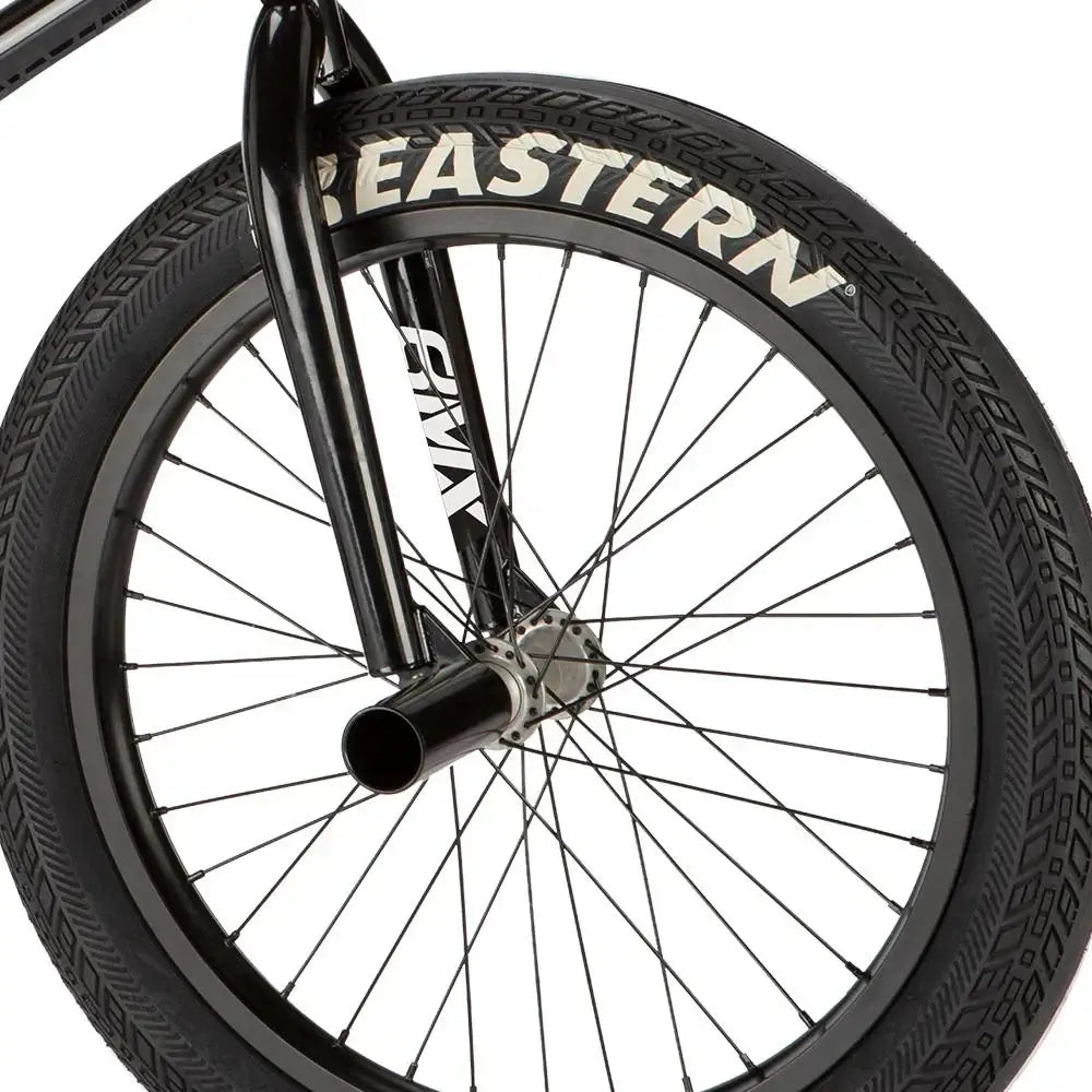 Eastern Bike Shovelhead front wheel with Squealer 100psi tire and chromoly fork showcasing lightweight design.