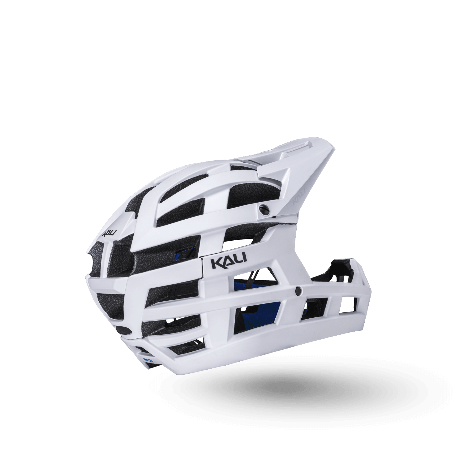 Invader 2.0 trail helmet in white, designed for ultimate safety and comfort during outdoor adventures.