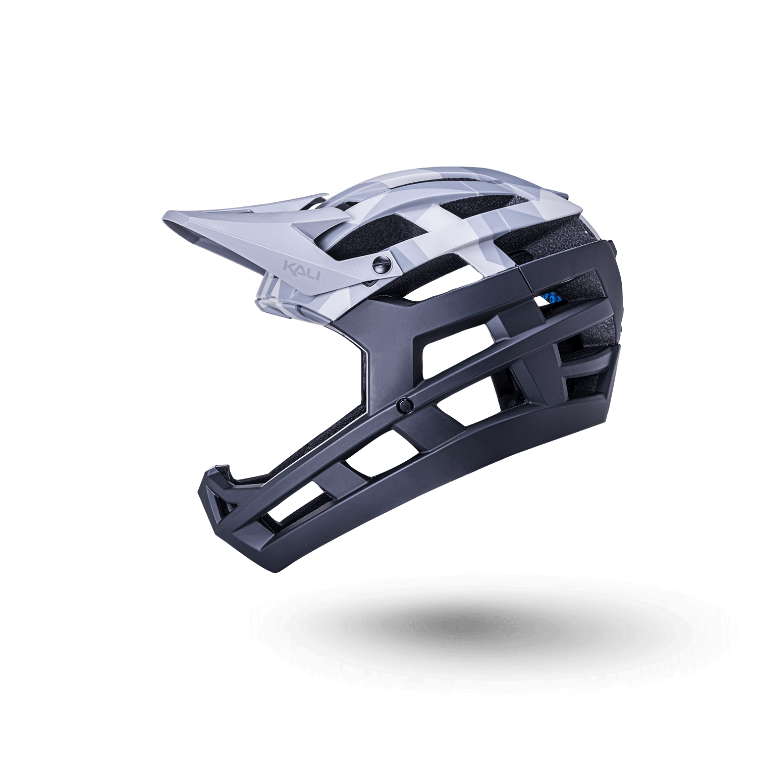 Invader 2.0 trail helmet showcasing sleek design and lightweight structure for ultimate protection and performance.
