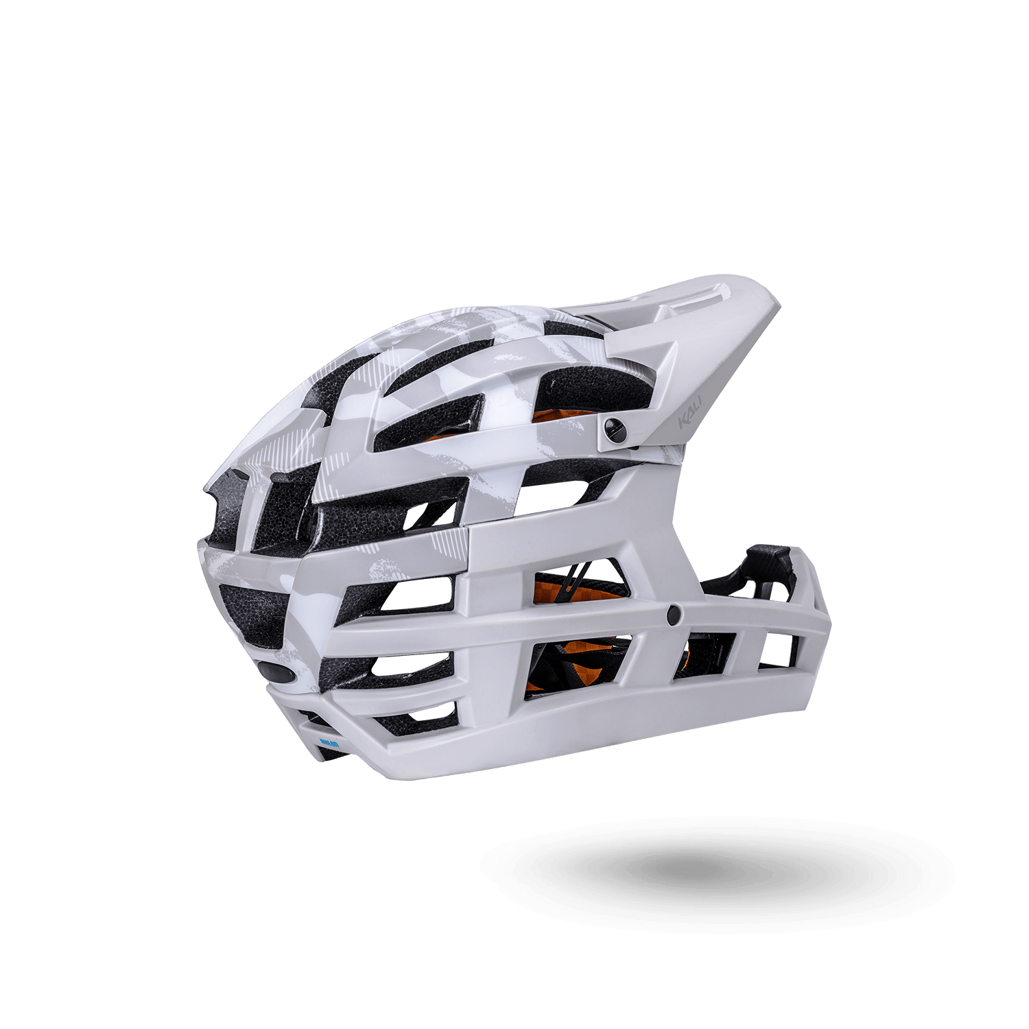 Invader 2.0 trail helmet in white, designed for ultimate protection and performance on rugged terrain.